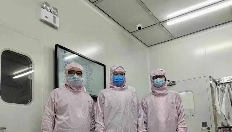 临港管委会领导一行莅临鲲游光电调研指导